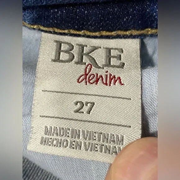 BKE 27x25 Sabrina Distressed Low Rise Stretch Cropped Denim Jeans EUC - Picture 9 of 10